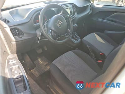 Zdjęcie 8 z 13 samochodu: 2019 RAM PROMASTER CITY VIN:ZFBHRFAB8K6N74683 - miniatura