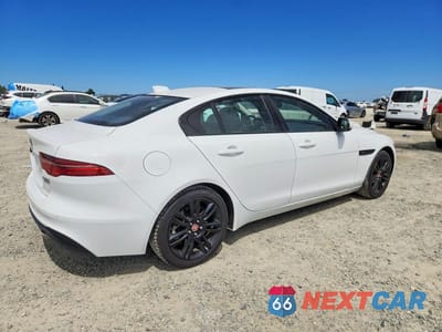 Trzecie zdjęcie samochodu z tyłu: 2020 JAGUAR XE S VIN:SAJAJ4FX7LCP60279 - miniatura