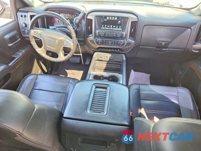 Zdjęcie 8 z 12 samochodu: 2019 GMC SIERRA K2500 DENALI VIN:1GT12SEY3KF111733 - miniatura