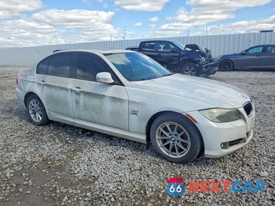 Czwarte zdjęcie samochodu z boku: 2010 BMW 328 XI VIN:WBAPK7C57AA461486 - miniatura