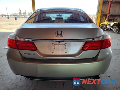 Zdjęcie 6 z 12 samochodu: 2014 HONDA ACCORD VIN:1HGCR2F74EA036912 - miniatura