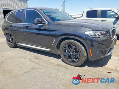 Czwarte zdjęcie samochodu z boku: 2023 BMW X3 SDRIVE30I VIN:5UX43DP04P9S81519 - miniatura