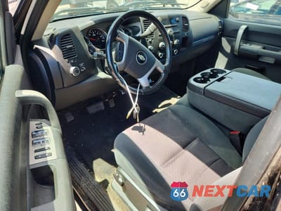 Zdjęcie 8 z 12 samochodu: 2009 CHEVROLET SILVERADO K2500 HEAVY DUTY LT VIN:1GCHK59K49E149400 - miniatura
