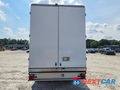 Zdjęcie 6 z 13 samochodu: 2024 FORD E350 REFRIGERATED BOX TRUCK VIN:1FDWE3FN3RDD19460 - miniatura