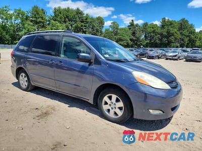 Czwarte zdjęcie samochodu z boku: 2008 TOYOTA SIENNA LE 7-PASSENGER VIN:5TDZK23C78S183733 - miniatura