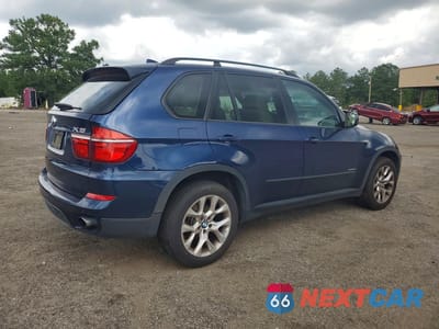 Trzecie zdjęcie samochodu z tyłu: 2011 BMW X5 XDRIVE35I VIN:5UXZV4C5XBL415642 - miniatura
