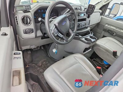 Zdjęcie 8 z 13 samochodu: 2023 FORD E350 REFRIGERATED BOX TRUCK VIN:1FDWE3FKXPDD14744 - miniatura