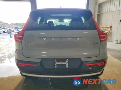 Zdjęcie 6 z 13 samochodu: 2025 VOLVO XC40 CORE VIN:YV4L12UJ7S2465341 - miniatura