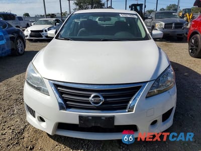 Piąte zdjęcie samochodu w środku: 2013 NISSAN SENTRA VIN:3N1AB7AP8DL757775 - miniatura