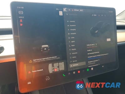 Zdjęcie 9 z 14 samochodu: 2022 TESLA MODEL Y VIN:7SAYGDEF7NF407781 - miniatura