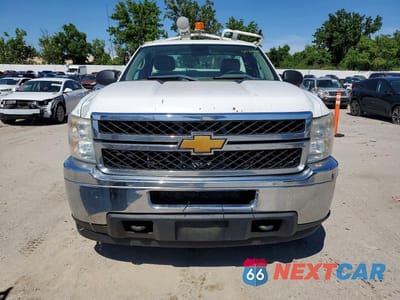 Piąte zdjęcie samochodu w środku: 2013 CHEVROLET SILVERADO K2500 HEAVY DUTY VIN:1GB0KVCG4DF136848 - miniatura