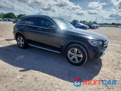 Czwarte zdjęcie samochodu z boku: 2022 MERCEDES-BENZ GLC 300 VIN:W1N0G8DB1NV373184 - miniatura