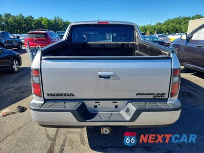 Zdjęcie 6 z 12 samochodu: 2013 HONDA RIDGELINE SPORT VIN:5FPYK1F7XDB010668 - miniatura