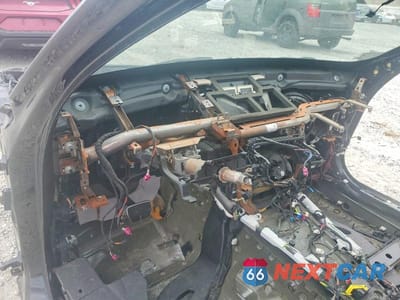 Zdjęcie 9 z 11 samochodu: 2021 BMW M3 COMPETITION VIN:WBS33AY02MFK49362 - miniatura