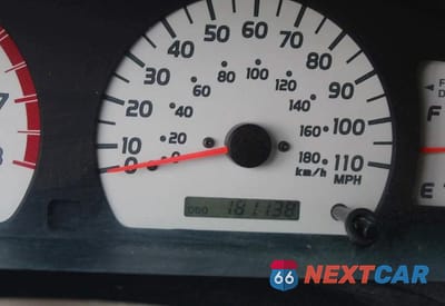 Zdjęcie 8 z 10 samochodu: 2002 TOYOTA TACOMA DOUBLE CAB VIN:5TEHN72N22Z013079 - miniatura