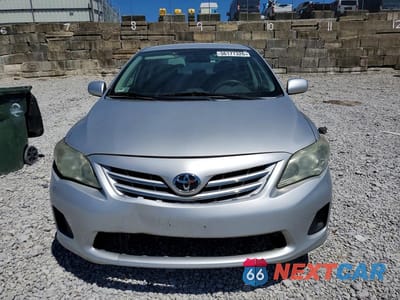 Piąte zdjęcie samochodu w środku: 2013 TOYOTA COROLLA LE VIN:5YFBU4EEXDP152632 - miniatura