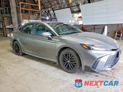 Czwarte zdjęcie samochodu z boku: 2025 TOYOTA CAMRY SE VIN:4T1DBADK6SU505092 - miniatura