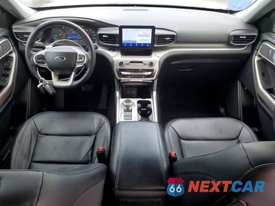 Zdjęcie 8 z 13 samochodu: 2023 FORD EXPLORER XLT VIN:1FMSK7DH1PGA54173 - miniatura