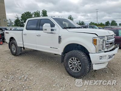 Czwarte zdjęcie samochodu z boku: 2019 FORD F250 SUPER DUTY VIN:1FT7W2BT9KEE78830 - miniatura