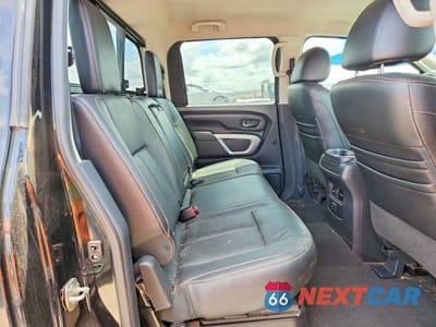 Zdjęcie 10 z 12 samochodu: 2017 NISSAN TITAN XD SL VIN:1N6BA1F46HN572465 - miniatura
