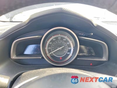 Zdjęcie 9 z 12 samochodu: 2016 MAZDA 3 TOURING VIN:3MZBM1M77GM265240 - miniatura