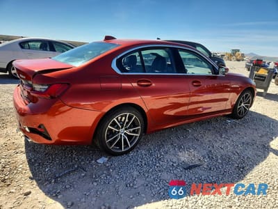 Trzecie zdjęcie samochodu z tyłu: 2019 BMW 330XI VIN:WBA5R7C58KAJ83573 - miniatura