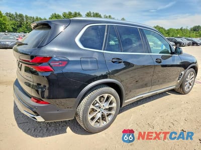 Trzecie zdjęcie samochodu z tyłu: 2026 BMW X5 XDRIVE40I VIN:5UX23EU04T9373760 - miniatura