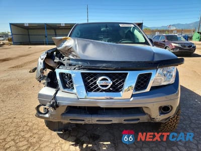Piąte zdjęcie samochodu w środku: 2019 NISSAN FRONTIER SV V6 VIN:1N6AD0CW6KN882092 - miniatura