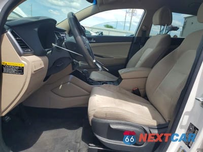 Zdjęcie 7 z 12 samochodu: 2017 HYUNDAI TUCSON SE VIN:KM8J23A43HU386432 - miniatura