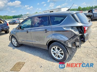 Drugie zdjęcie samochodu z przodu: 2019 FORD ESCAPE SE VIN:1FMCU0GD7KUB62466 - miniatura