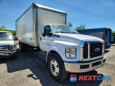 Czwarte zdjęcie samochodu z boku: 2017 FORD F750 SUPER DUTY VIN:1FDWF7DC2HDB04348 - miniatura