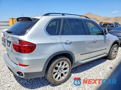 Trzecie zdjęcie samochodu z tyłu: 2013 BMW X5 XDRIVE35I VIN:5UXZV4C52D0B19408 - miniatura