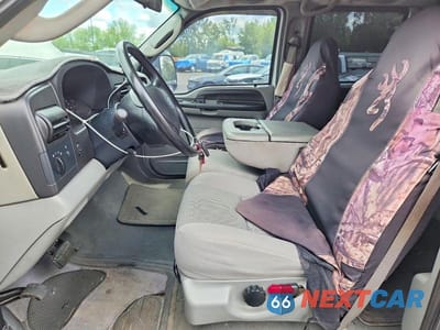 Zdjęcie 7 z 12 samochodu: 2006 FORD F350 SUPER DUTY VIN:1FTWW32P16ED30732 - miniatura