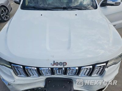 Zdjęcie 12 z 13 samochodu: 2018 JEEP GRAND CHEROKEE OVERLAND VIN:1C4RJECG0JC289374 - miniatura