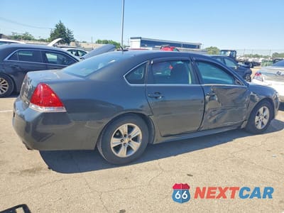 Trzecie zdjęcie samochodu z tyłu: 2013 CHEVROLET IMPALA LS VIN:2G1WF5E3XD1153903 - miniatura