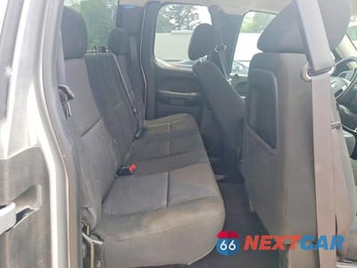Zdjęcie 10 z 12 samochodu: 2012 CHEVROLET SILVERADO K1500 LS VIN:1GCRKREA0CZ257764 - miniatura