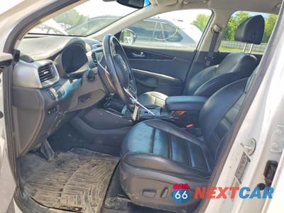 Zdjęcie 7 z 13 samochodu: 2019 KIA SORENTO EX V6 VIN:5XYPHDA52KG502787 - miniatura