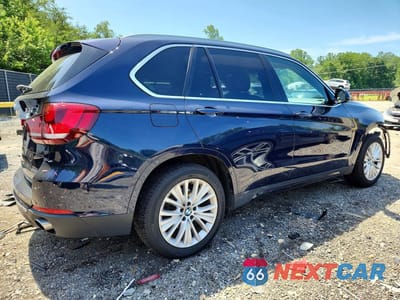 Trzecie zdjęcie samochodu z tyłu: 2017 BMW X5 XDRIVE35I VIN:5UXKR0C34H0X82771 - miniatura
