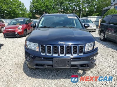 Piąte zdjęcie samochodu w środku: 2011 JEEP COMPASS LIMITED VIN:1J4NF5FB1BD164048 - miniatura