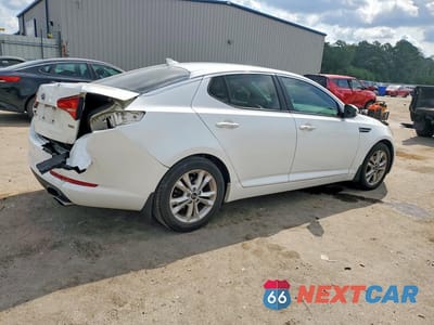 Trzecie zdjęcie samochodu z tyłu: 2011 KIA OPTIMA EX VIN:KNAGN4A76B5153052 - miniatura
