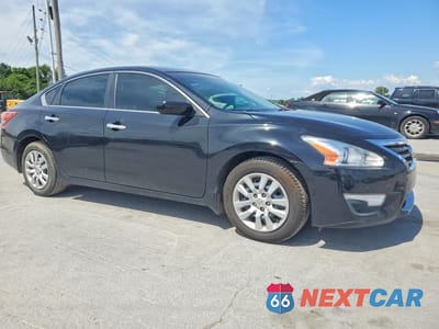 Czwarte zdjęcie samochodu z boku: 2013 NISSAN ALTIMA 2.5 VIN:1N4AL3AP3DC137159 - miniatura