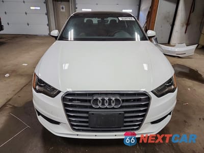 Piąte zdjęcie samochodu w środku: 2016 AUDI A3 PREMIUM VIN:WAUB8GFF5G1011258 - miniatura