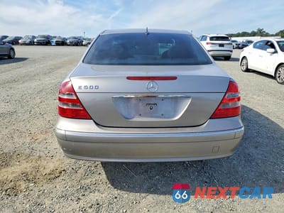 Zdjęcie 6 z 12 samochodu: 2005 MERCEDES-BENZ E 500 VIN:WDBUF70J35A657442 - miniatura