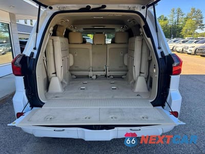 Zdjęcie 7 z 14 samochodu: 2016 LEXUS LX 570 VIN:JTJHY7AX3G4213685 - miniatura