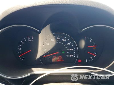 Zdjęcie 9 z 14 samochodu: 2015 KIA SORENTO LX VIN:5XYKT4A69FG599915 - miniatura