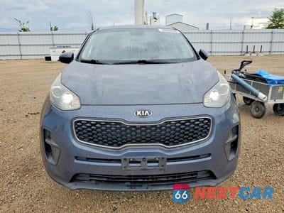 Piąte zdjęcie samochodu w środku: 2018 KIA SPORTAGE LX VIN:KNDPM3AC3J7315008 - miniatura