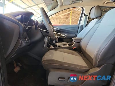 Zdjęcie 7 z 13 samochodu: 2017 FORD ESCAPE SE VIN:1FMCU0GD2HUD67329 - miniatura