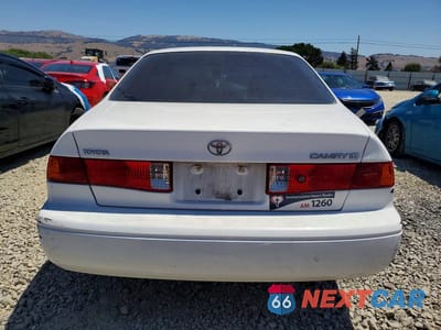Zdjęcie 6 z 12 samochodu: 2001 TOYOTA CAMRY CE VIN:4T1BG22K11U868917 - miniatura