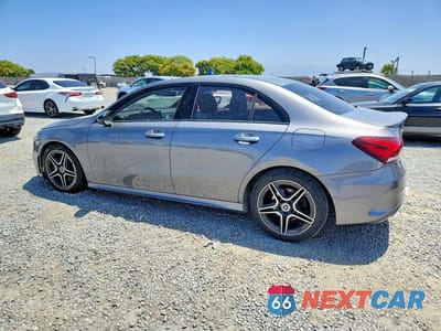 Drugie zdjęcie samochodu z przodu: 2019 MERCEDES-BENZ A 220 VIN:WDD3G4EB2KW000906 - miniatura