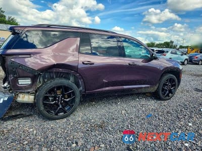 Trzecie zdjęcie samochodu z tyłu: 2024 CHEVROLET TRAVERSE RS VIN:1GNEVLKS3RJ144695 - miniatura